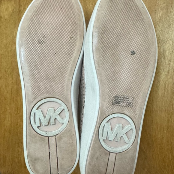 Michael Kors Trent Perforated Soft Pink Leather Slip-On Sneakers Shoes 9 - Picture 6 of 7
